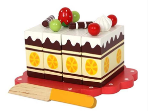 Dřevěný narozeninový krájecí dort